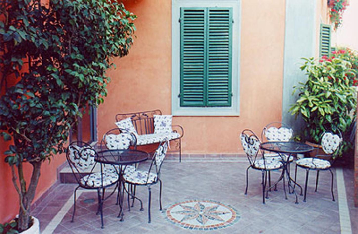 Villa Le Camelie Siena Exterior photo